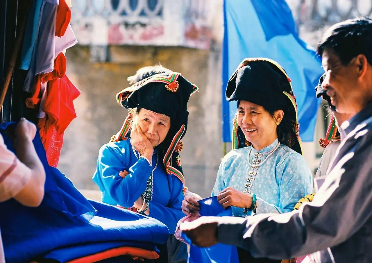 The Rise of Eco-friendly Packaging: Biodegradable Solutions for Brands